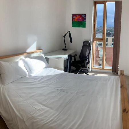 2 Bed Apartment In Granary Wharf Leeds Leeds  Ngoại thất bức ảnh