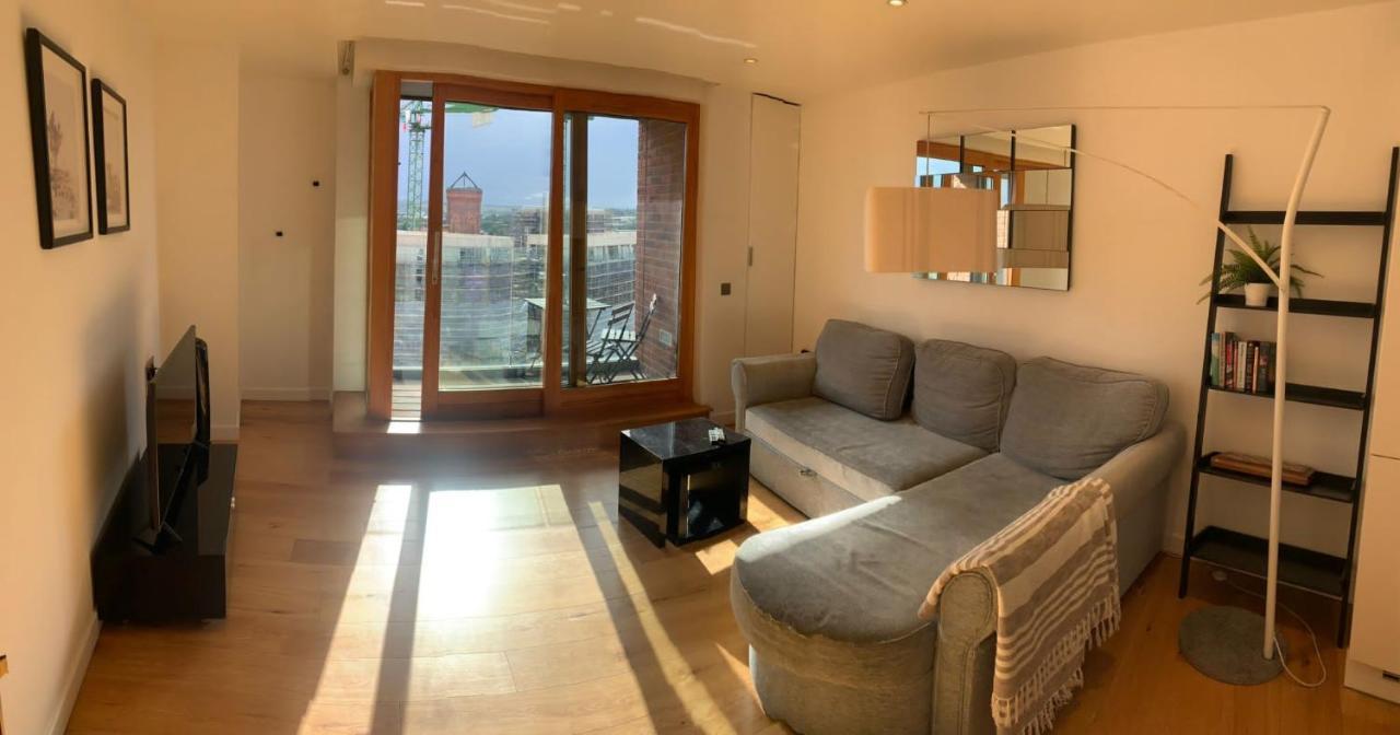 2 Bed Apartment In Granary Wharf Leeds Leeds  Ngoại thất bức ảnh