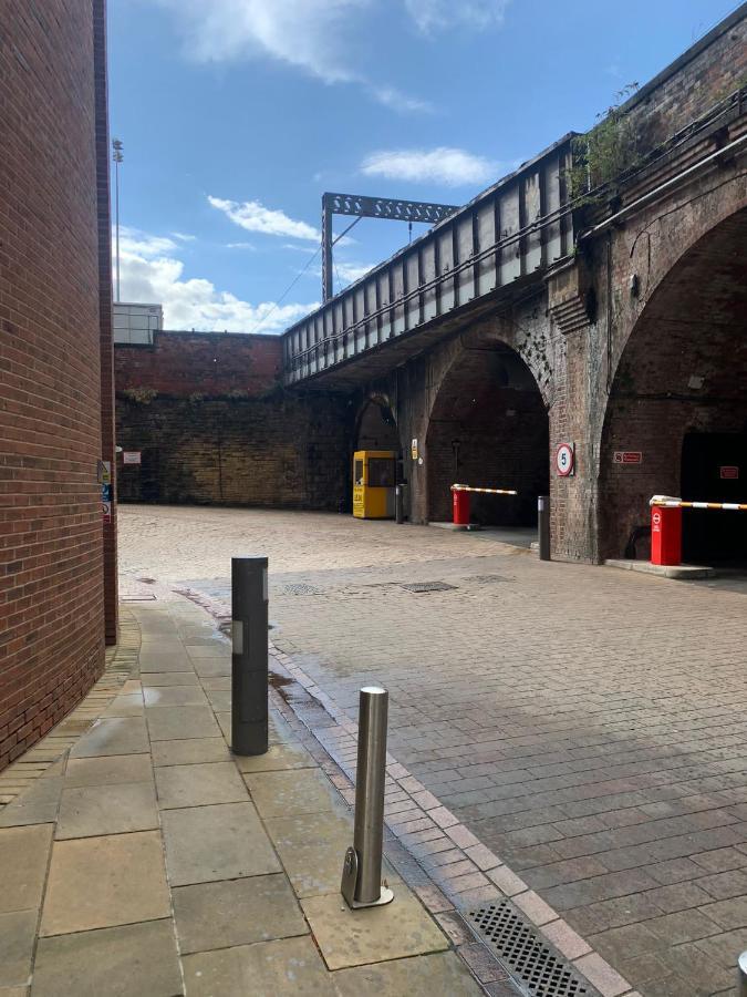 2 Bed Apartment In Granary Wharf Leeds Leeds  Ngoại thất bức ảnh