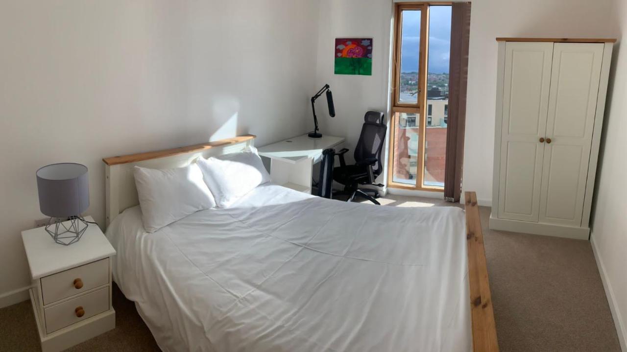 2 Bed Apartment In Granary Wharf Leeds Leeds  Ngoại thất bức ảnh